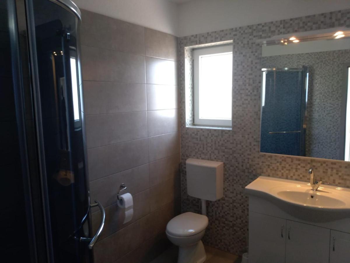 Sea Side App Apartamento Vratarusa Exterior foto